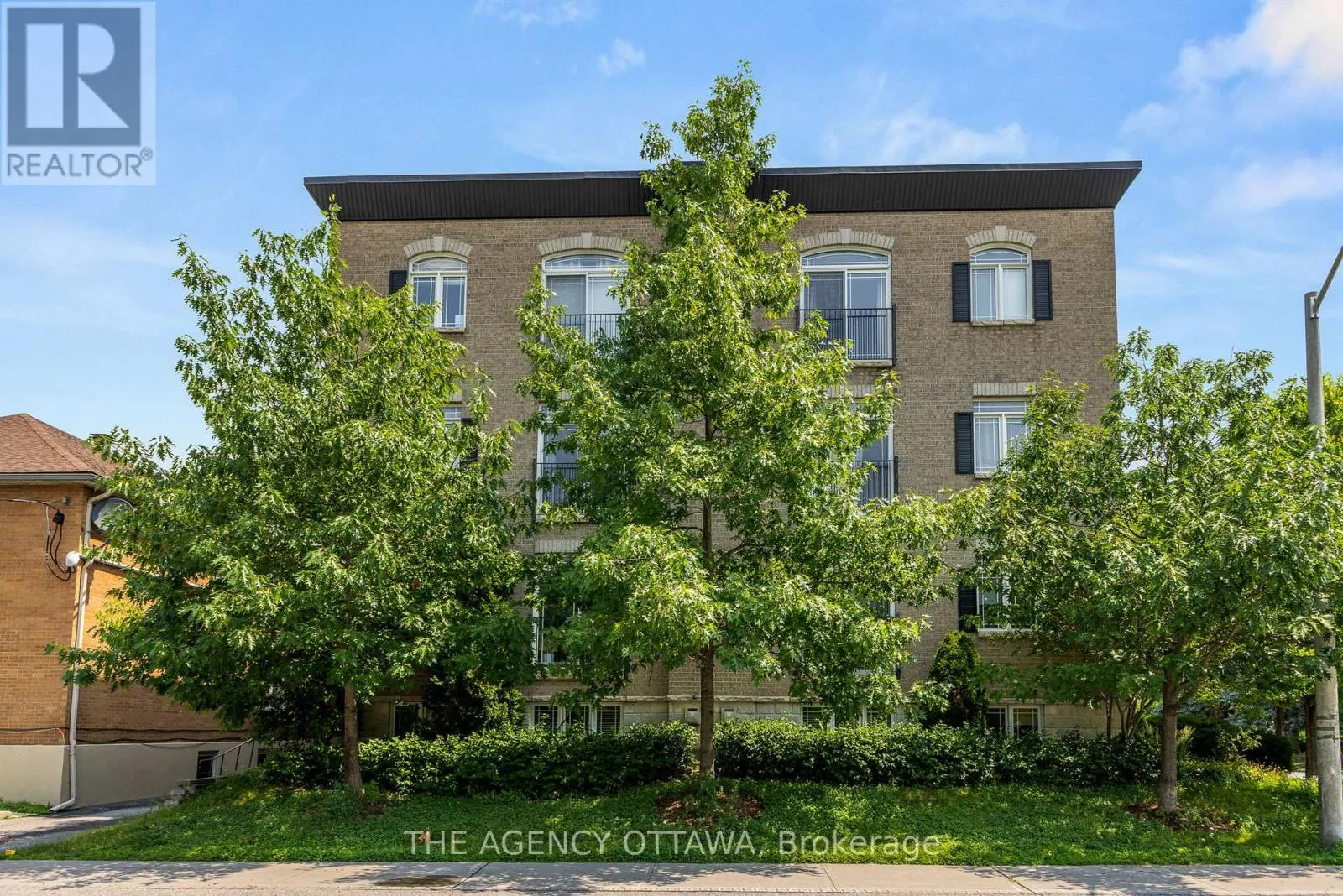 203 - 711 CHURCHILL AVENUE N