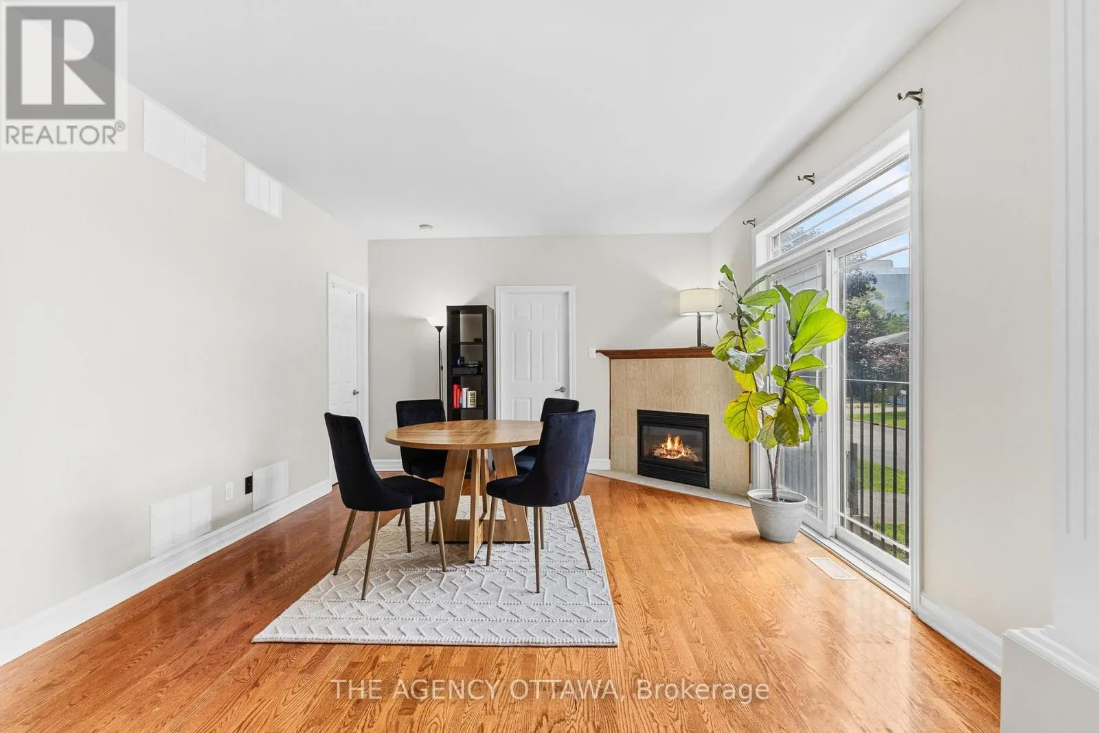 203 - 711 CHURCHILL AVENUE N