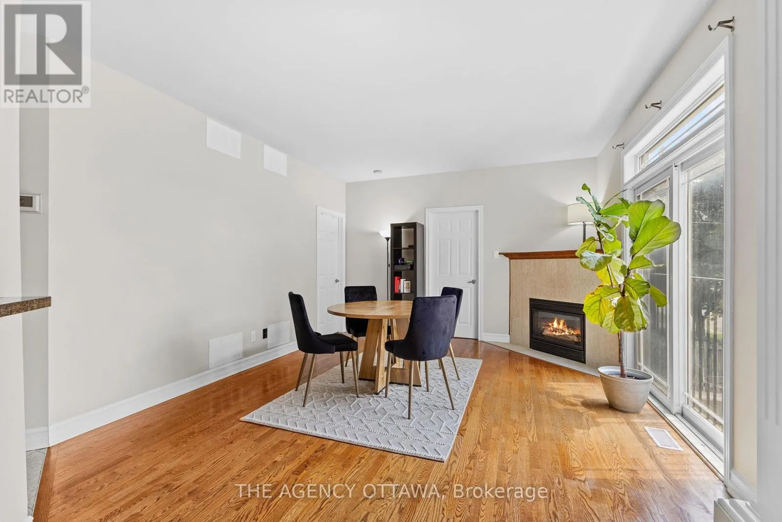 203 - 711 CHURCHILL AVENUE N