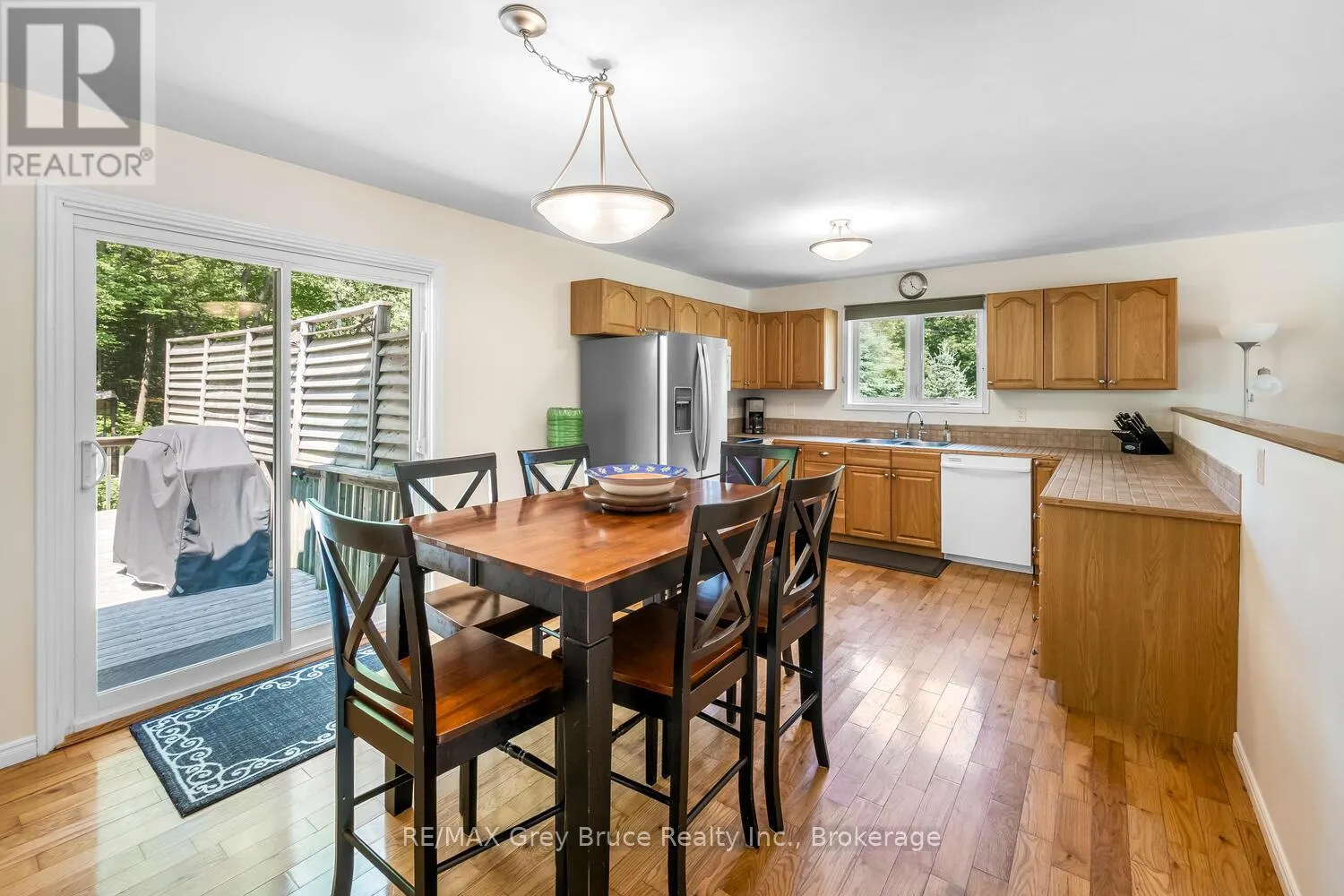 32 SUGARBUSH ROAD