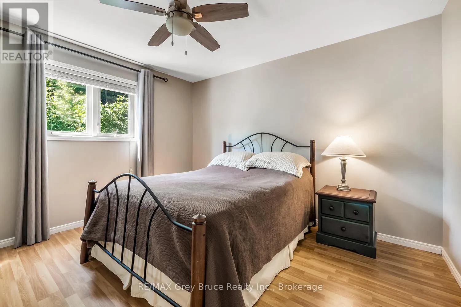 32 SUGARBUSH ROAD