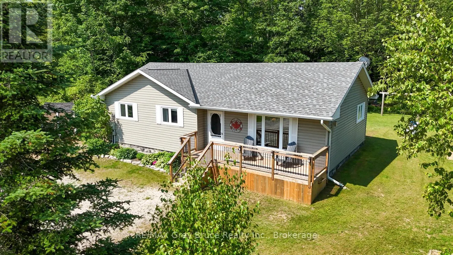 32 SUGARBUSH ROAD