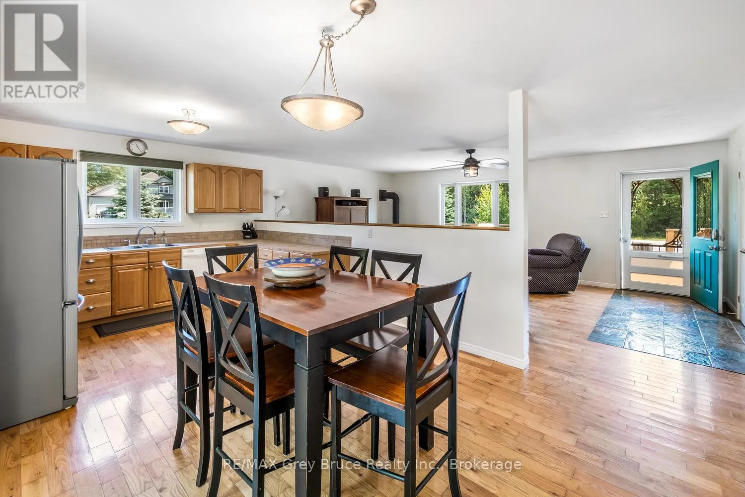 32 SUGARBUSH ROAD