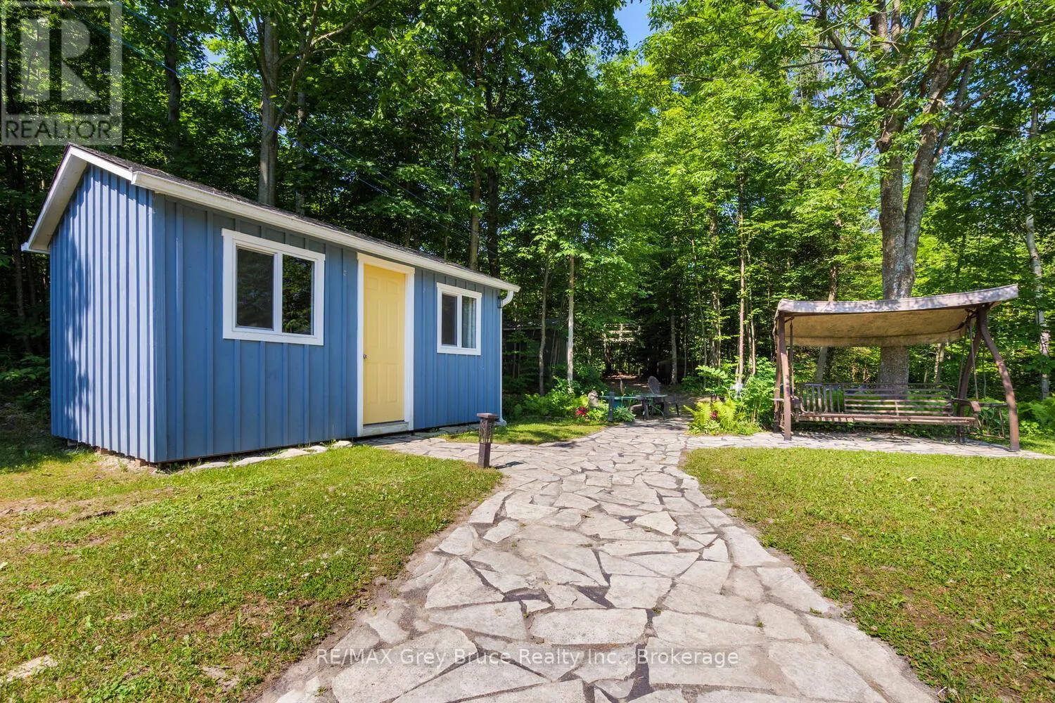 32 SUGARBUSH ROAD