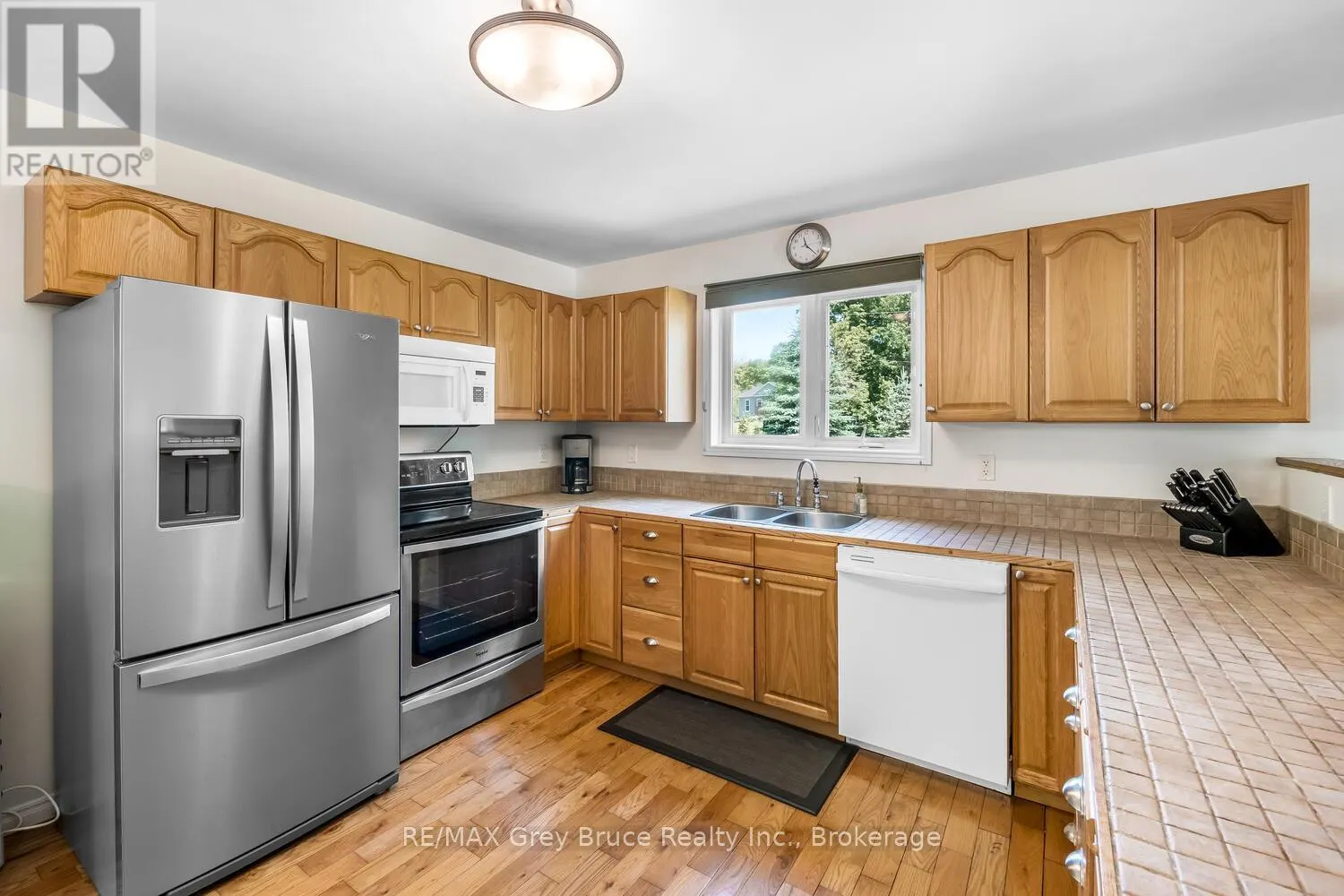 32 SUGARBUSH ROAD