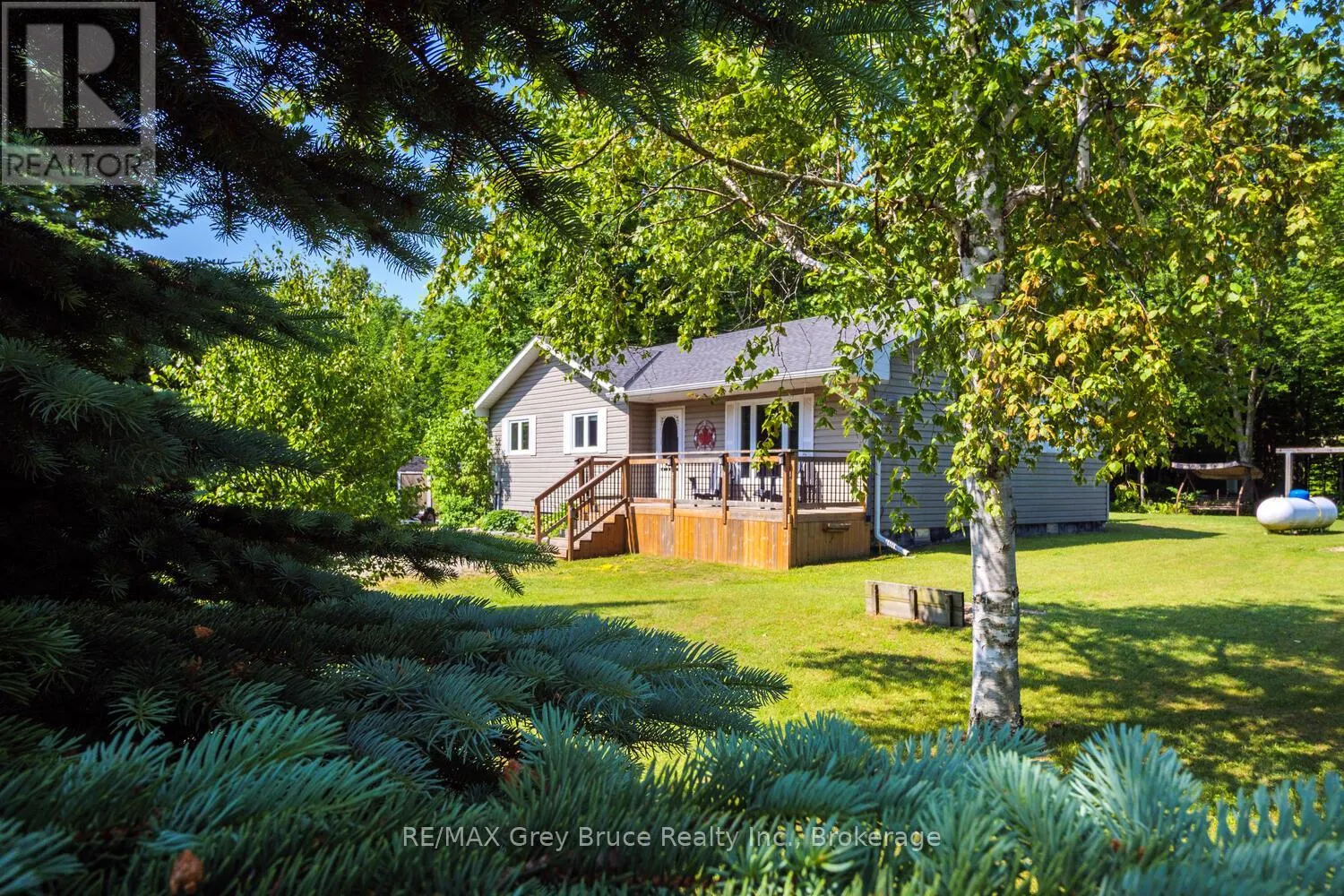 32 SUGARBUSH ROAD