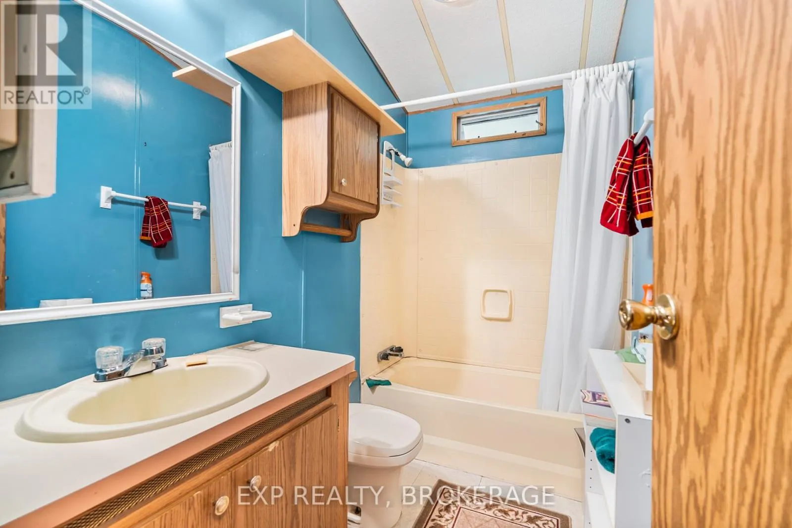 20 - 9 GLENFORD LANE, #20