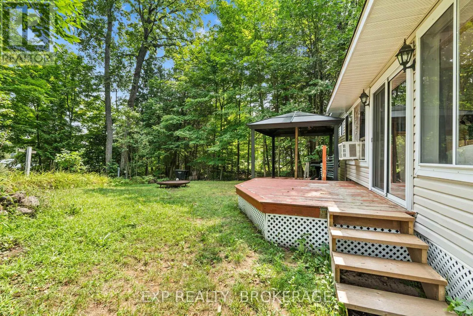 20 - 9 GLENFORD LANE, #20