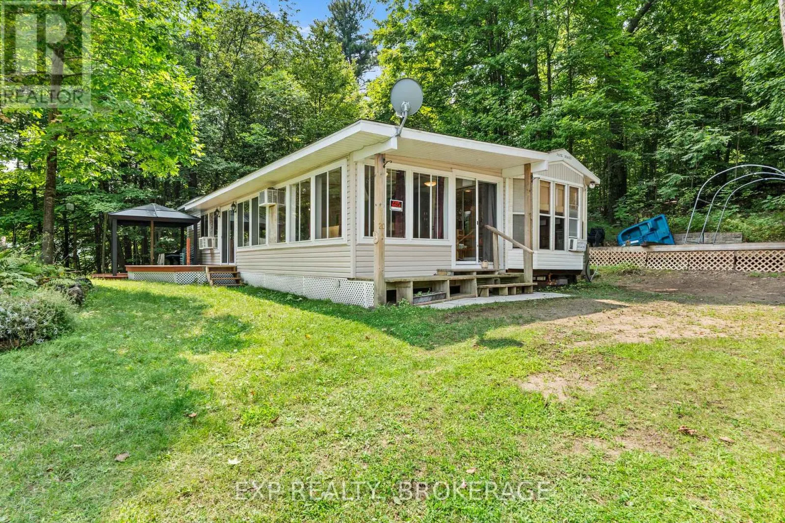 20 - 9 GLENFORD LANE, #20