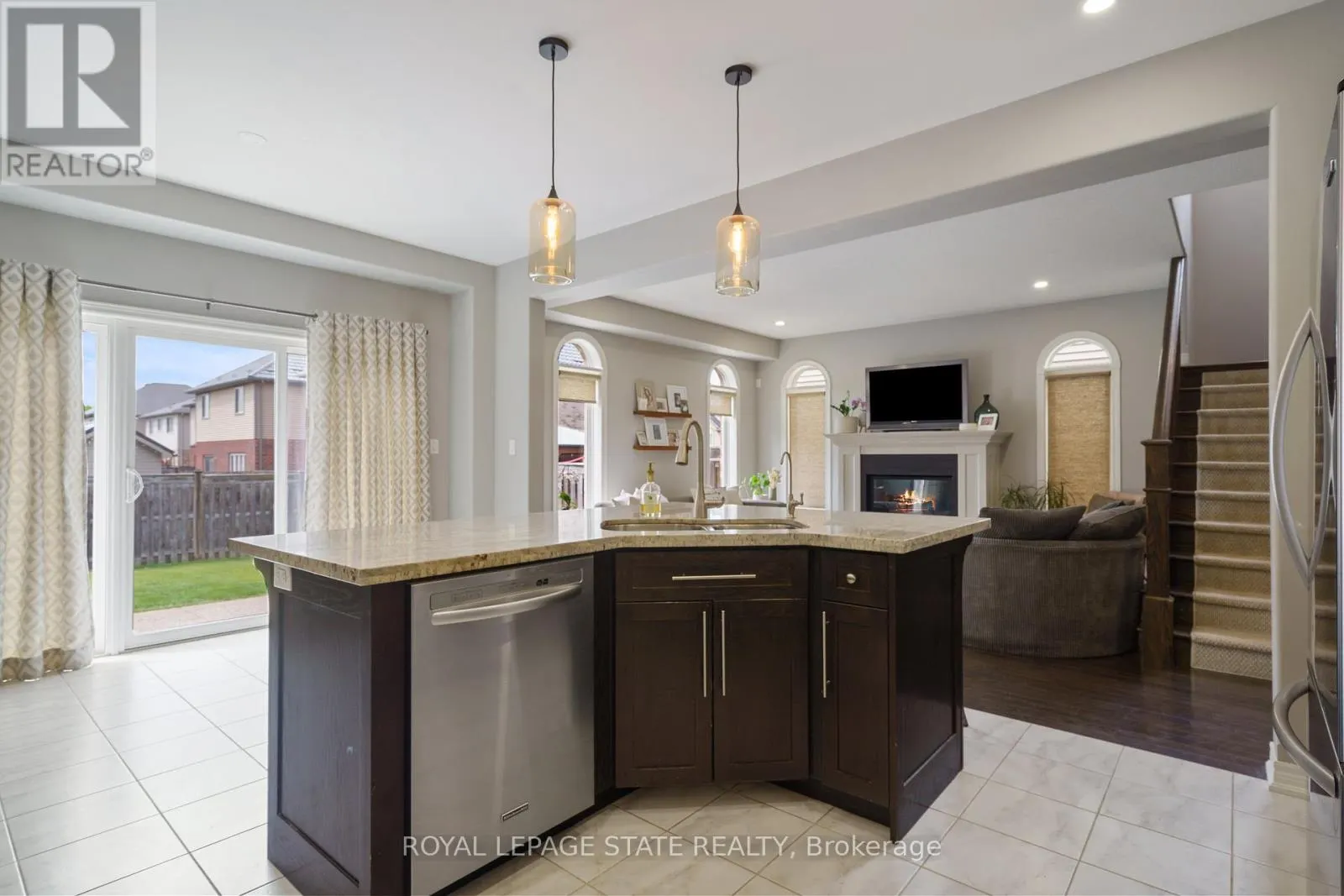 42 CHESTNUT DRIVE