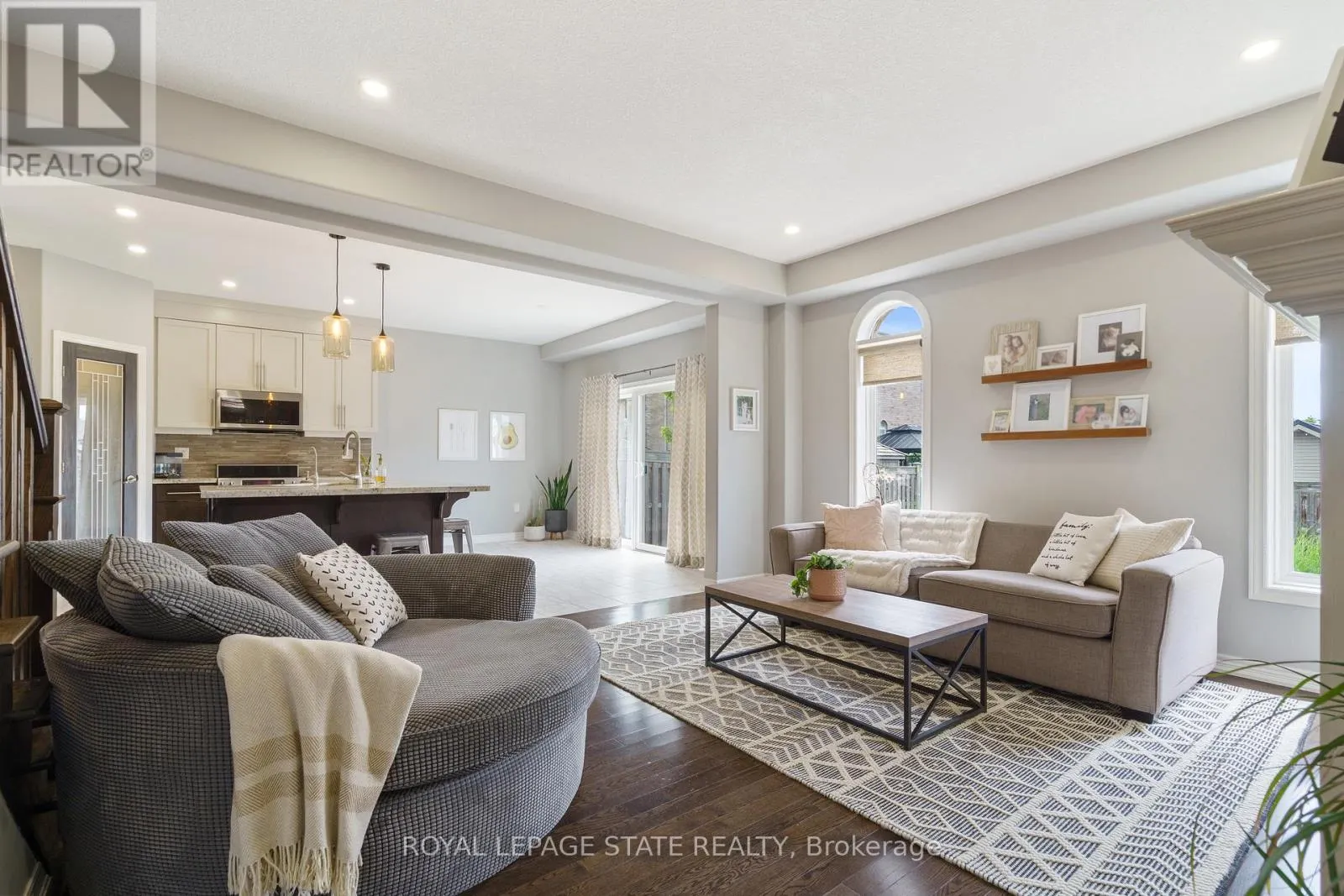 42 CHESTNUT DRIVE