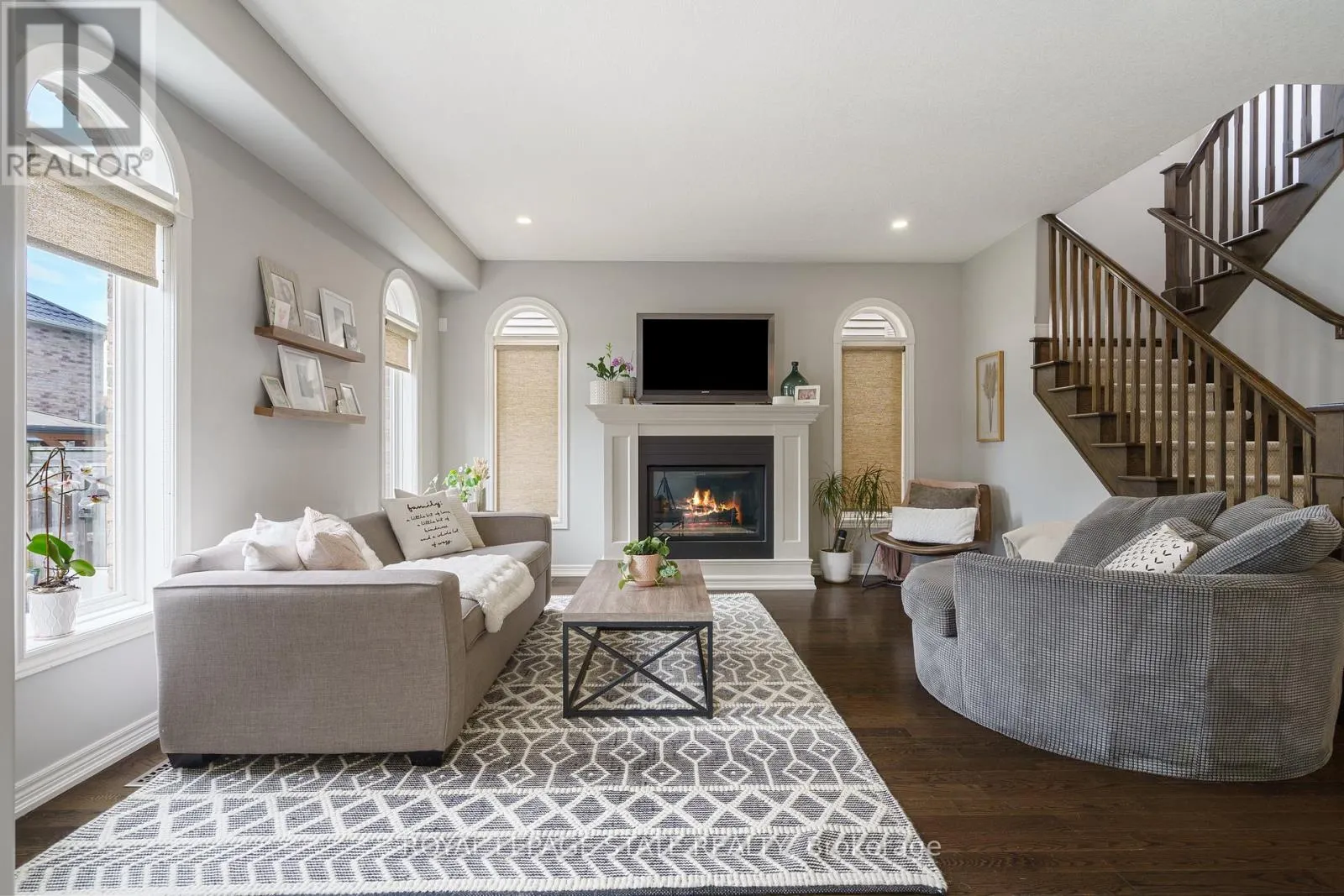 42 CHESTNUT DRIVE