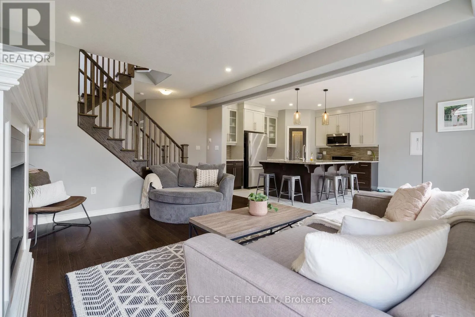 42 CHESTNUT DRIVE