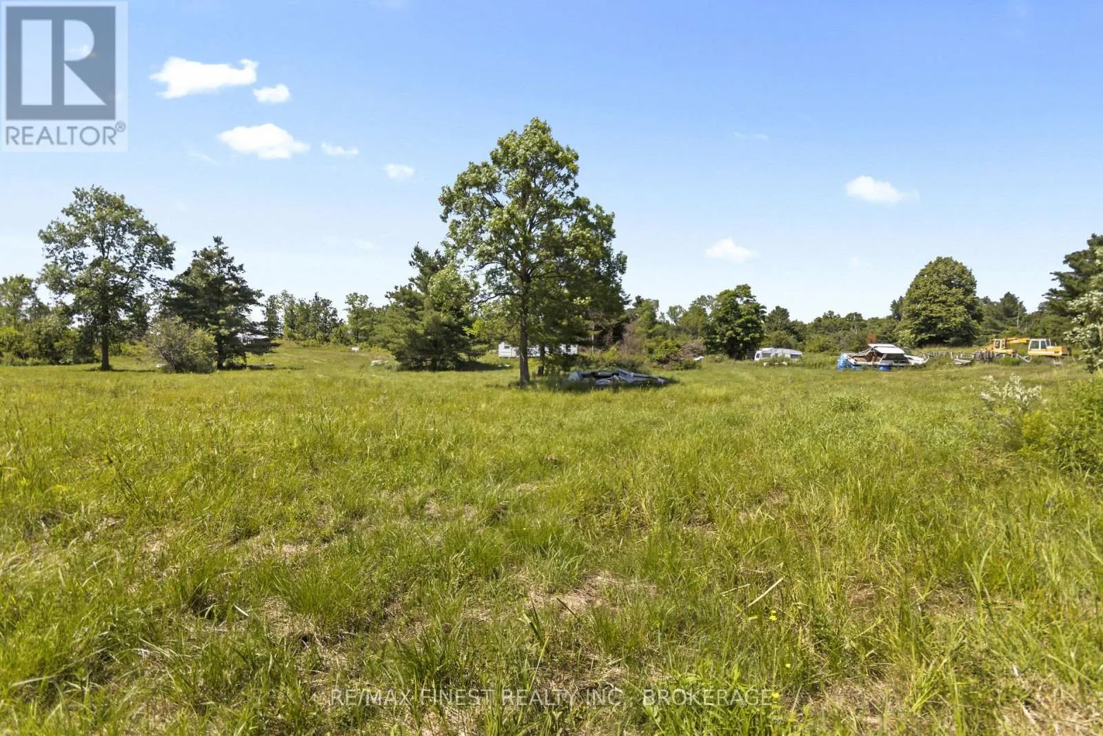 LOT11 12,14,15, 0 THUNDER LANE