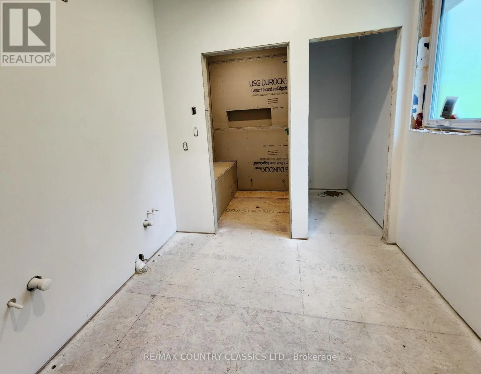 204 BOULTER LAKE ROAD