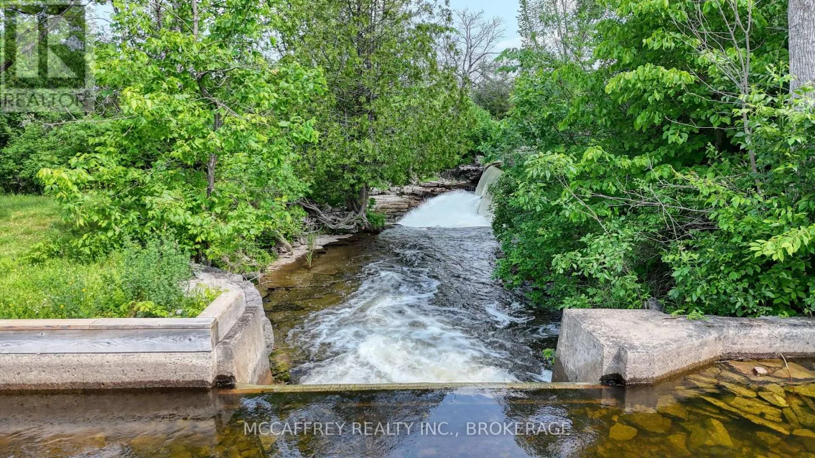 898 COUNTY ROAD 12