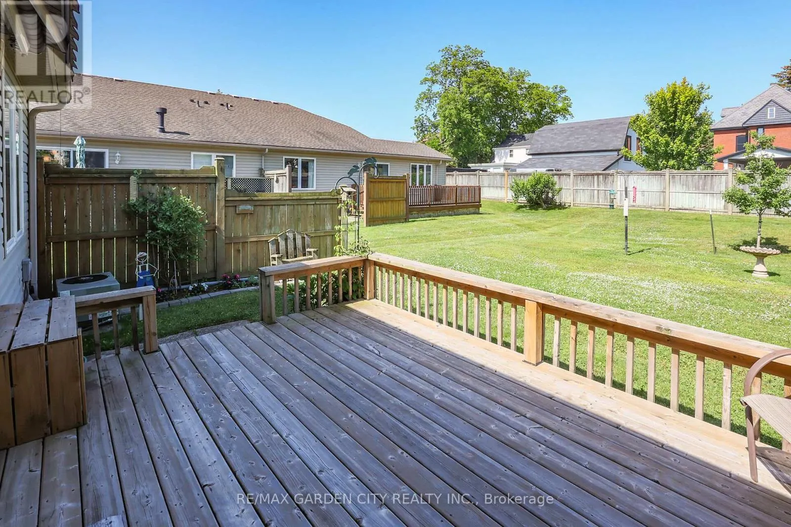 27 - 303 CENTRAL AVENUE, #27