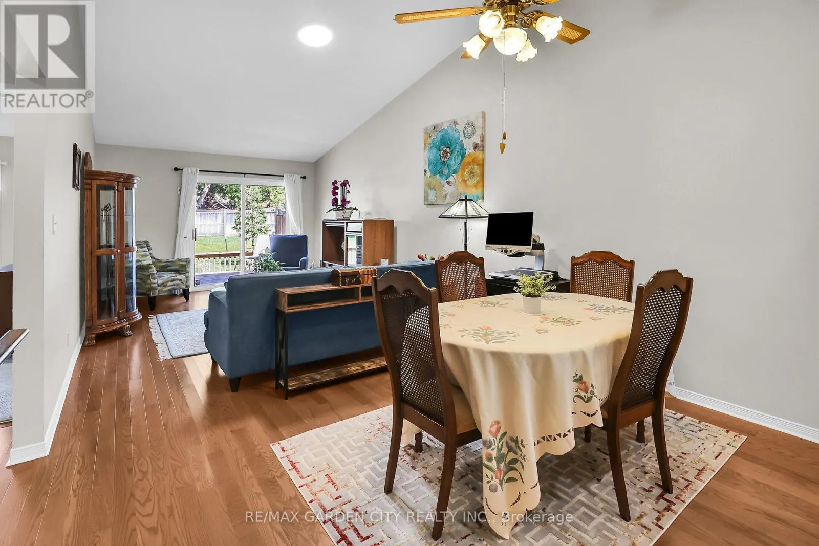 27 - 303 CENTRAL AVENUE, #27