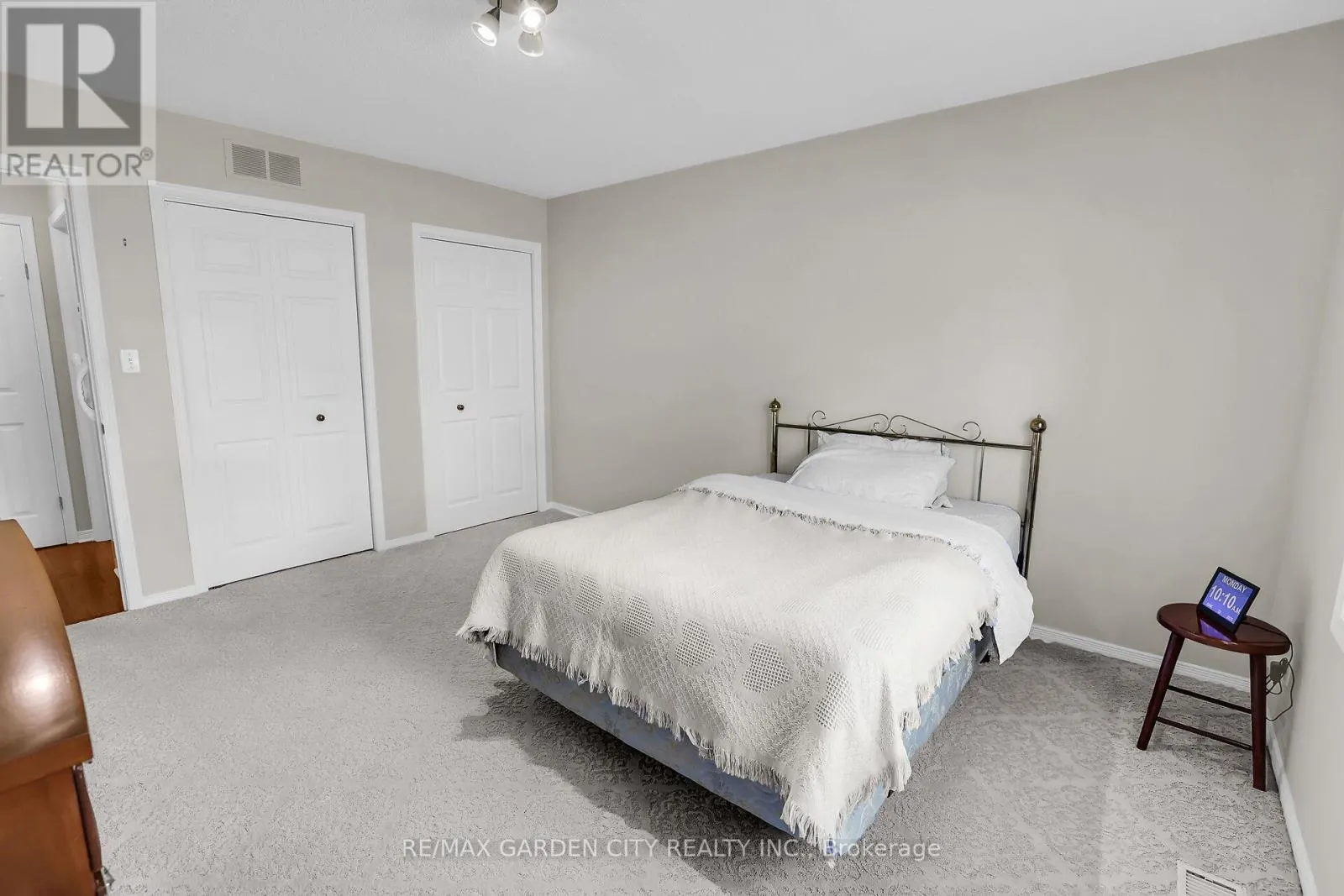27 - 303 CENTRAL AVENUE, #27