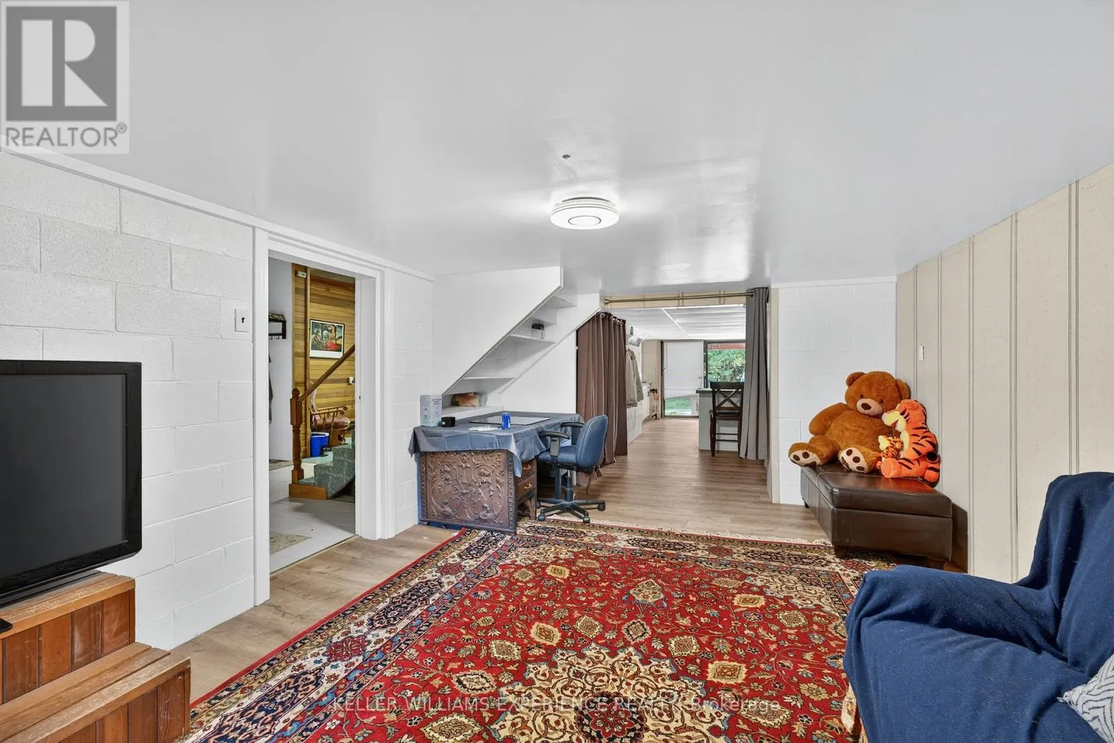 27 WOLVERINE BEACH ROAD