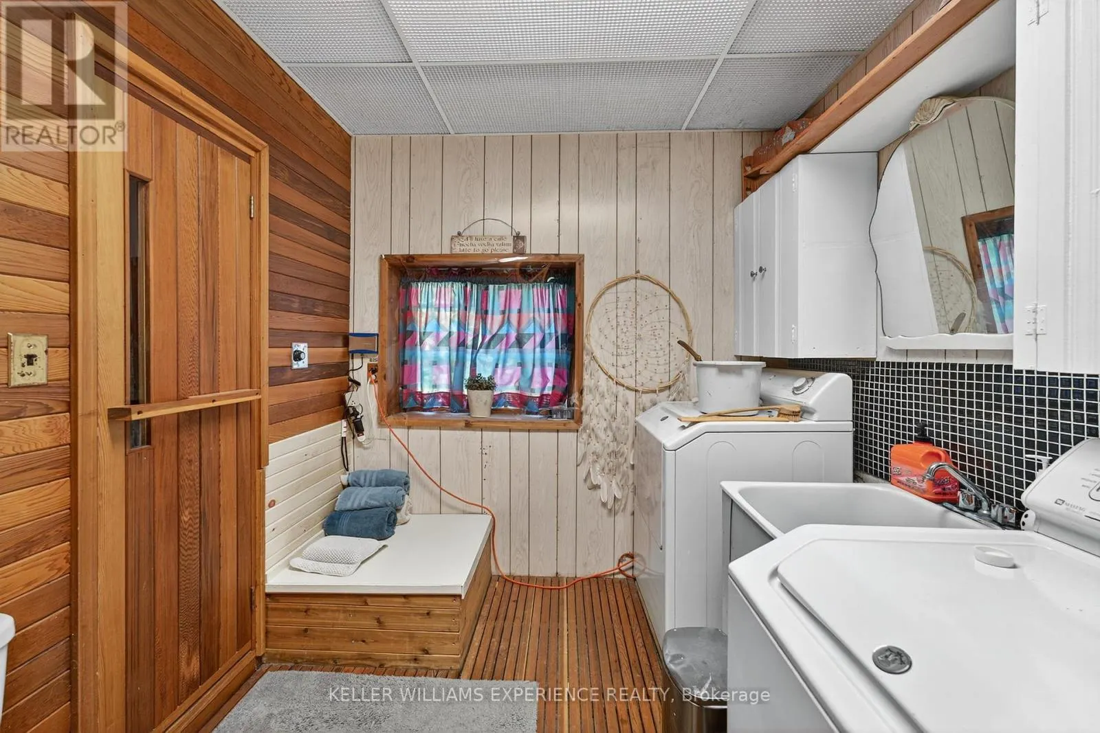 27 WOLVERINE BEACH ROAD