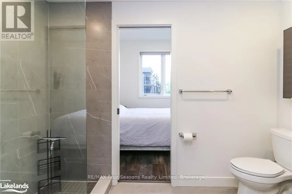 107 - 12 BEAUSOLEIL LANE, #107
