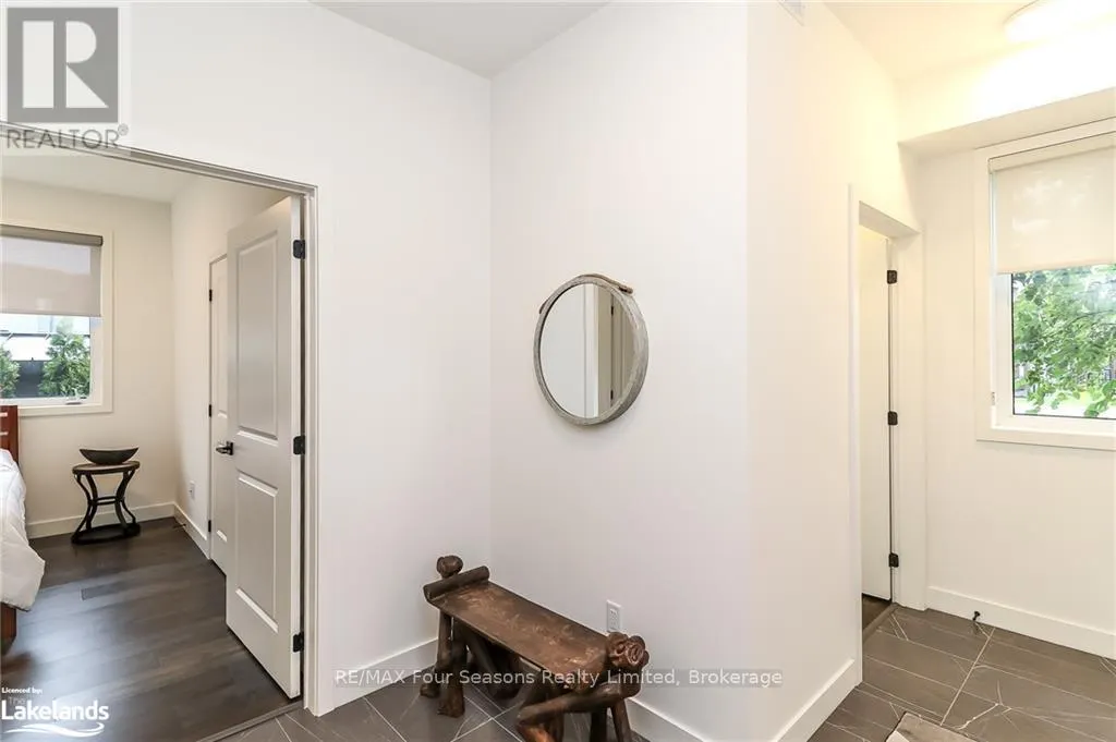 107 - 12 BEAUSOLEIL LANE, #107