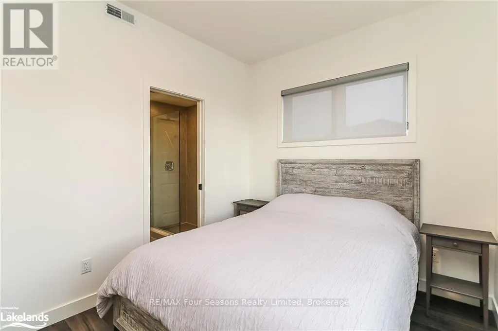 107 - 12 BEAUSOLEIL LANE, #107