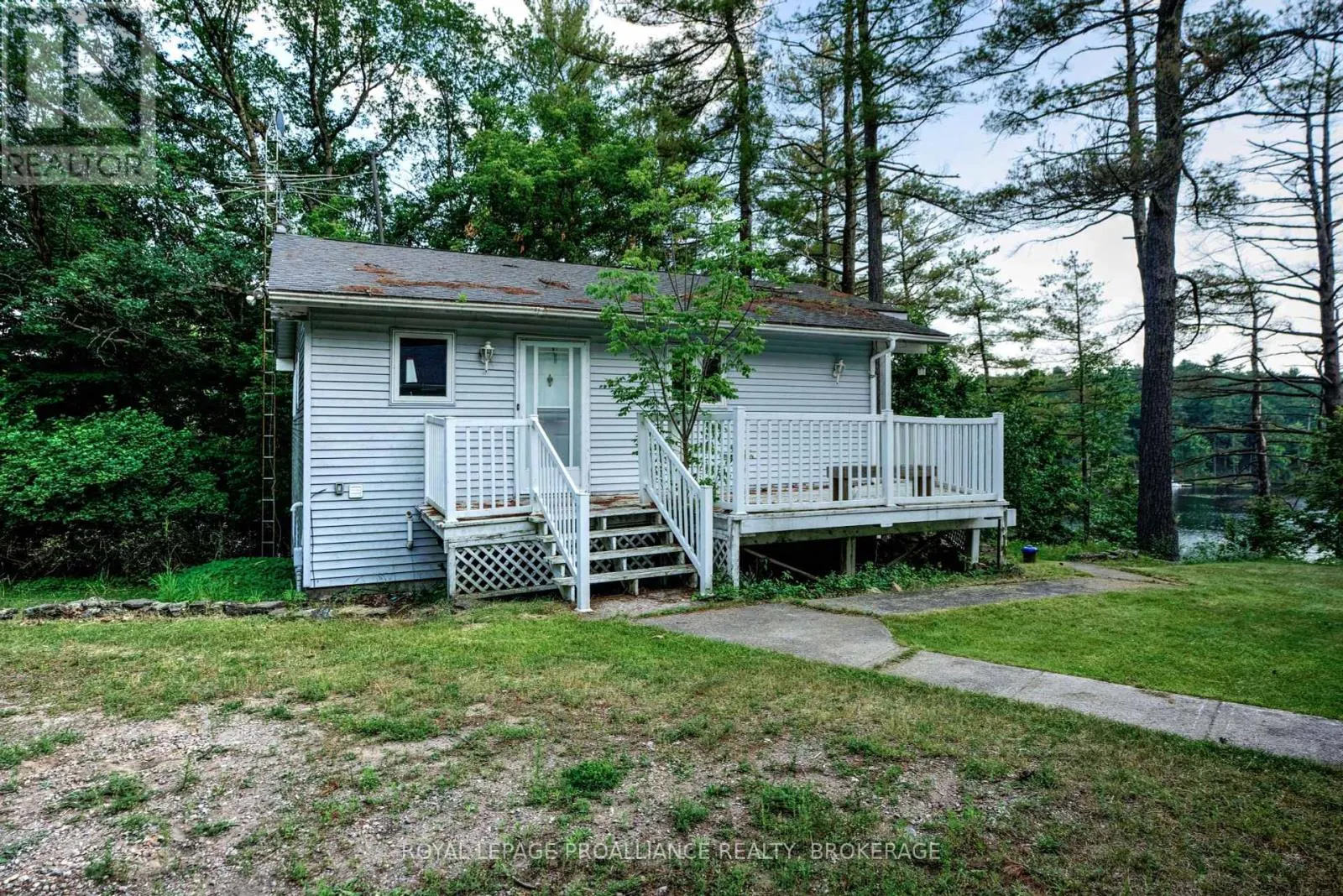 182A BROOKS POINT ROAD