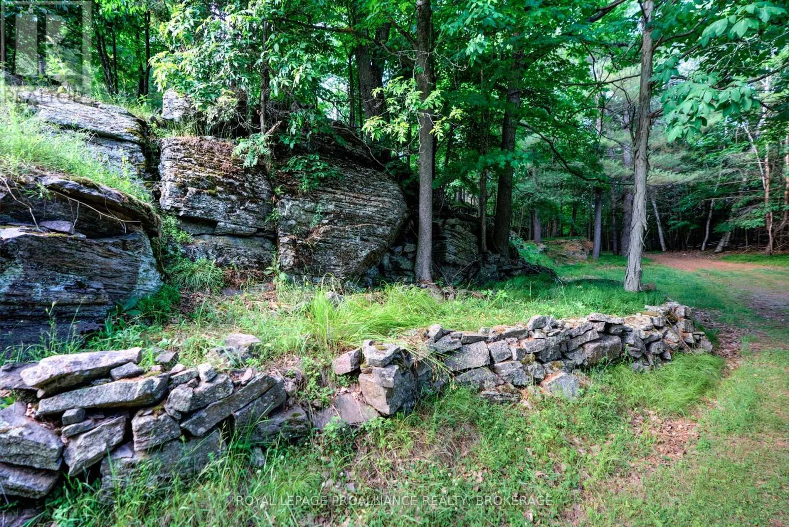 182A BROOKS POINT ROAD