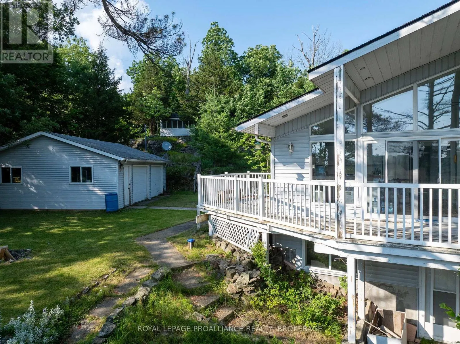 182A BROOKS POINT ROAD