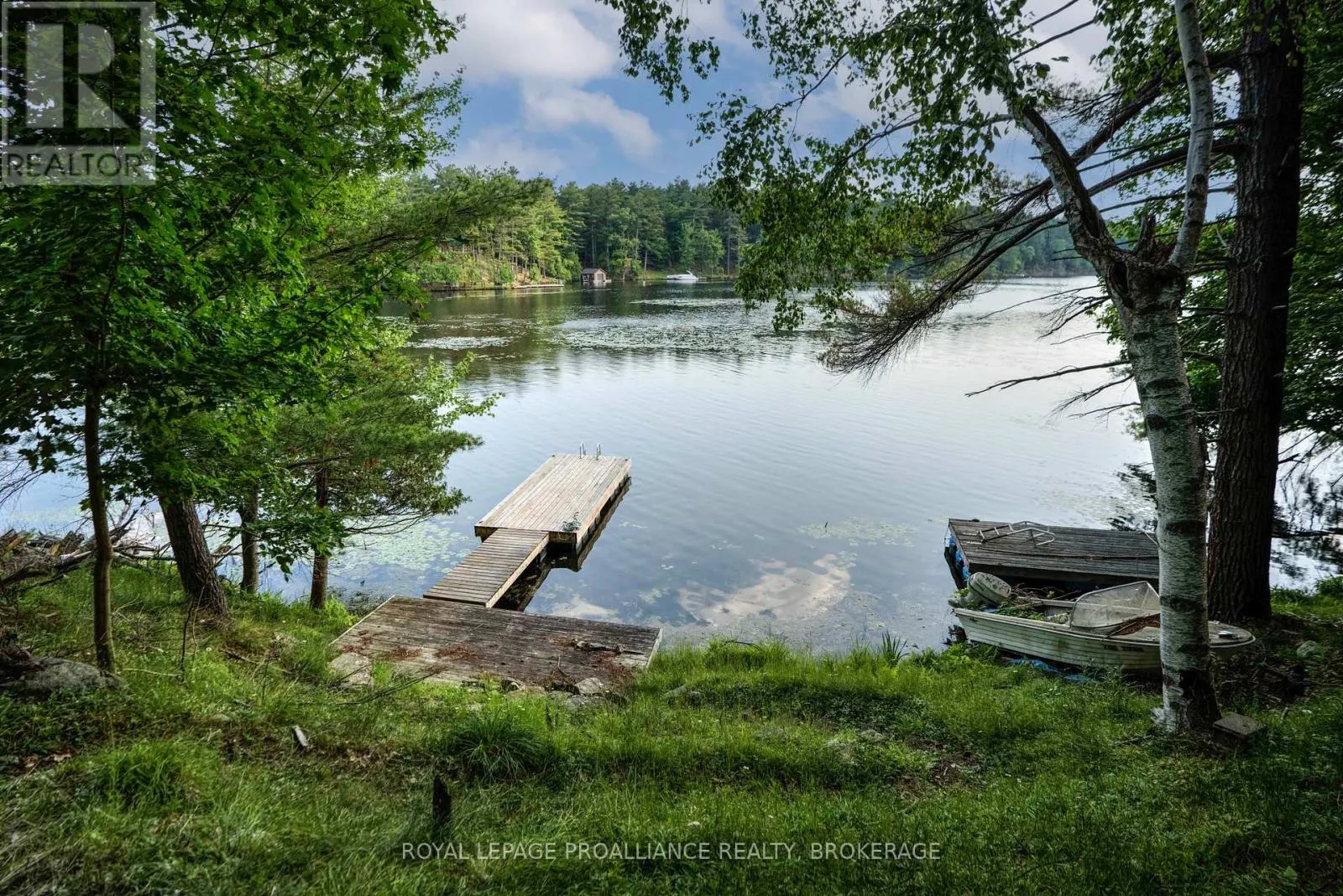 182A BROOKS POINT ROAD
