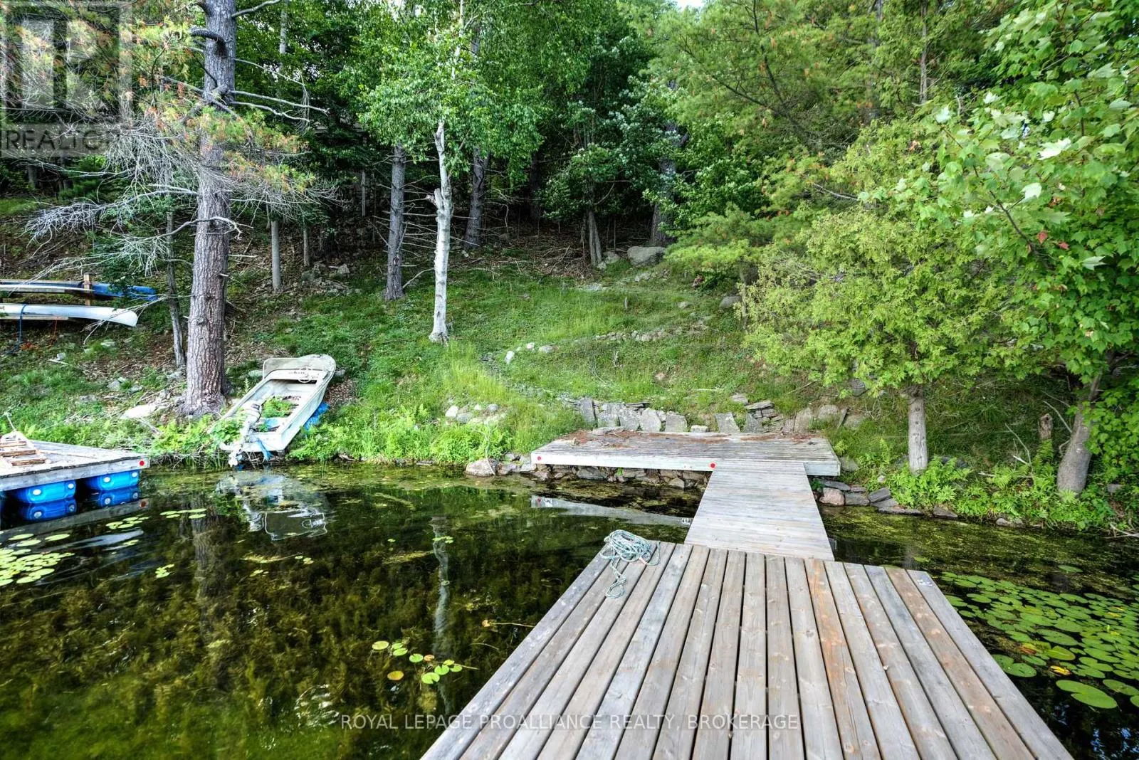 182A BROOKS POINT ROAD