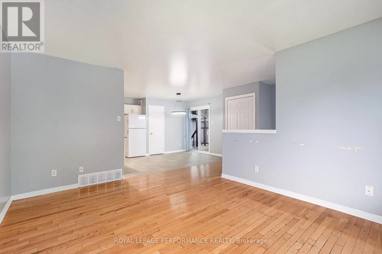 2171 GLEN BROOK DRIVE