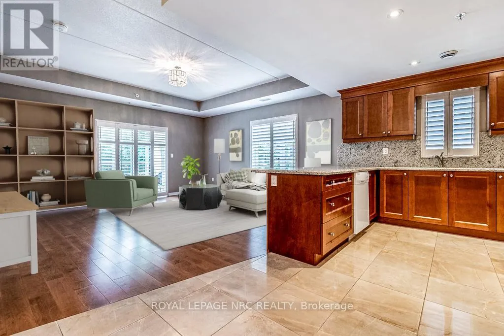 203 - 16 SULLIVAN AVENUE, #203