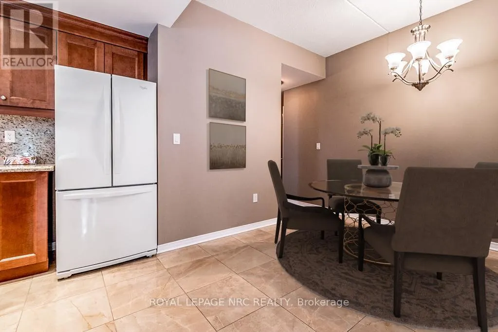 203 - 16 SULLIVAN AVENUE, #203