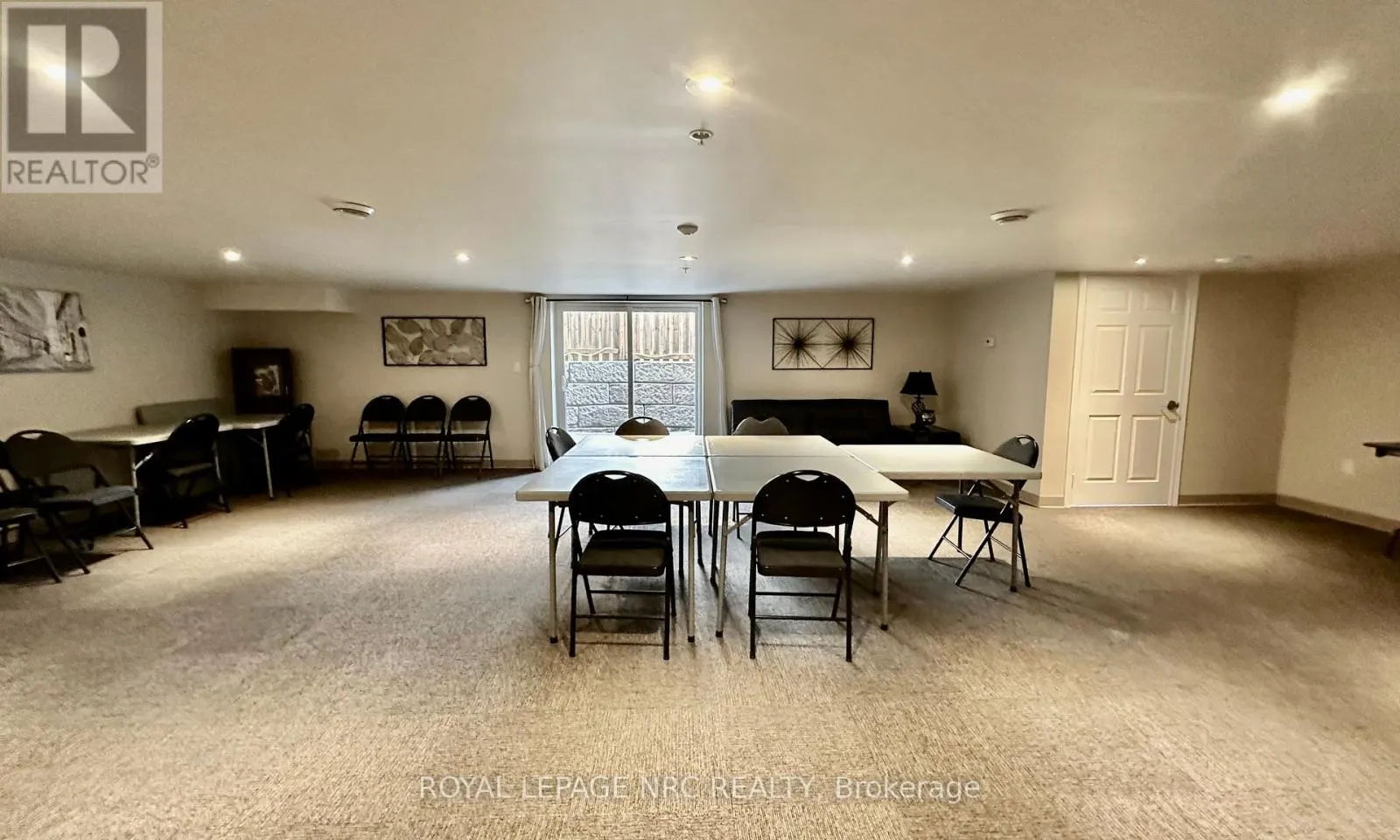 203 - 16 SULLIVAN AVENUE, #203