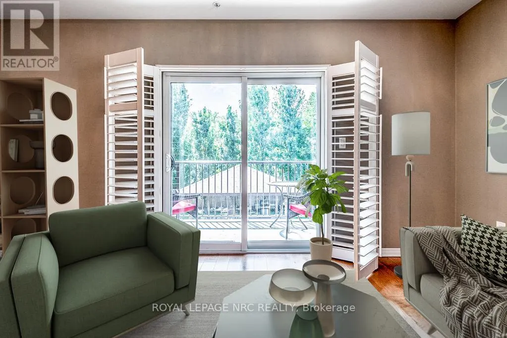 203 - 16 SULLIVAN AVENUE, #203