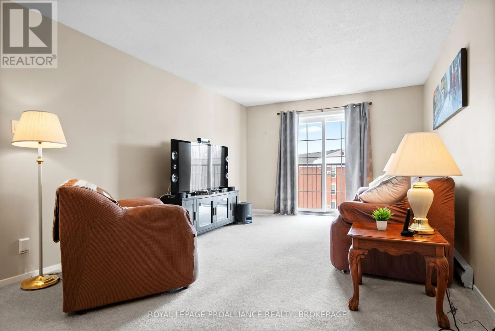405 - 550 TALBOT PLACE, #405