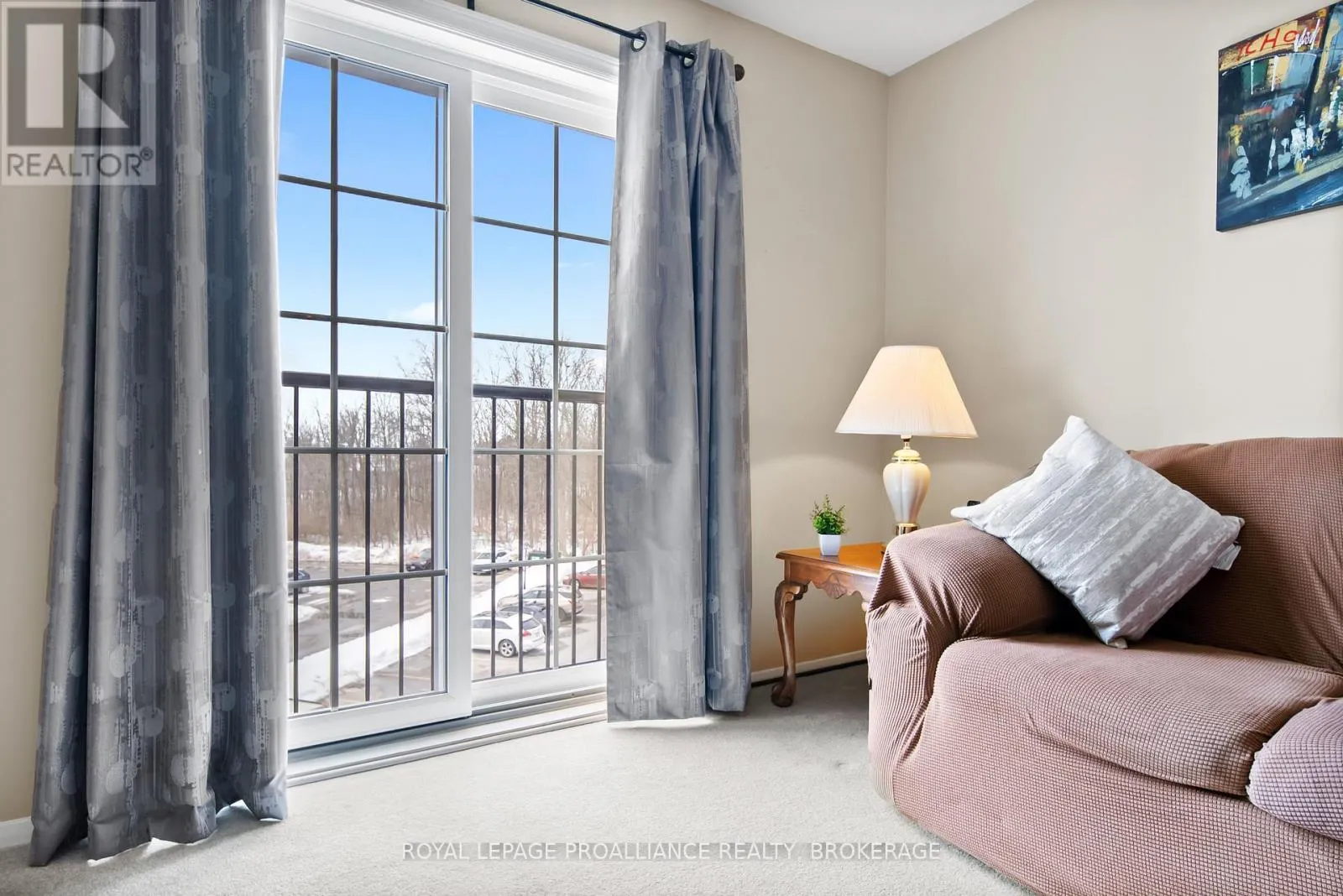 405 - 550 TALBOT PLACE, #405