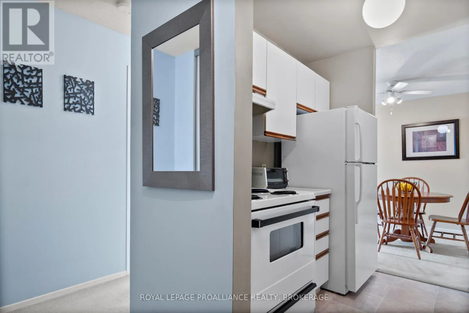 405 - 550 TALBOT PLACE, #405