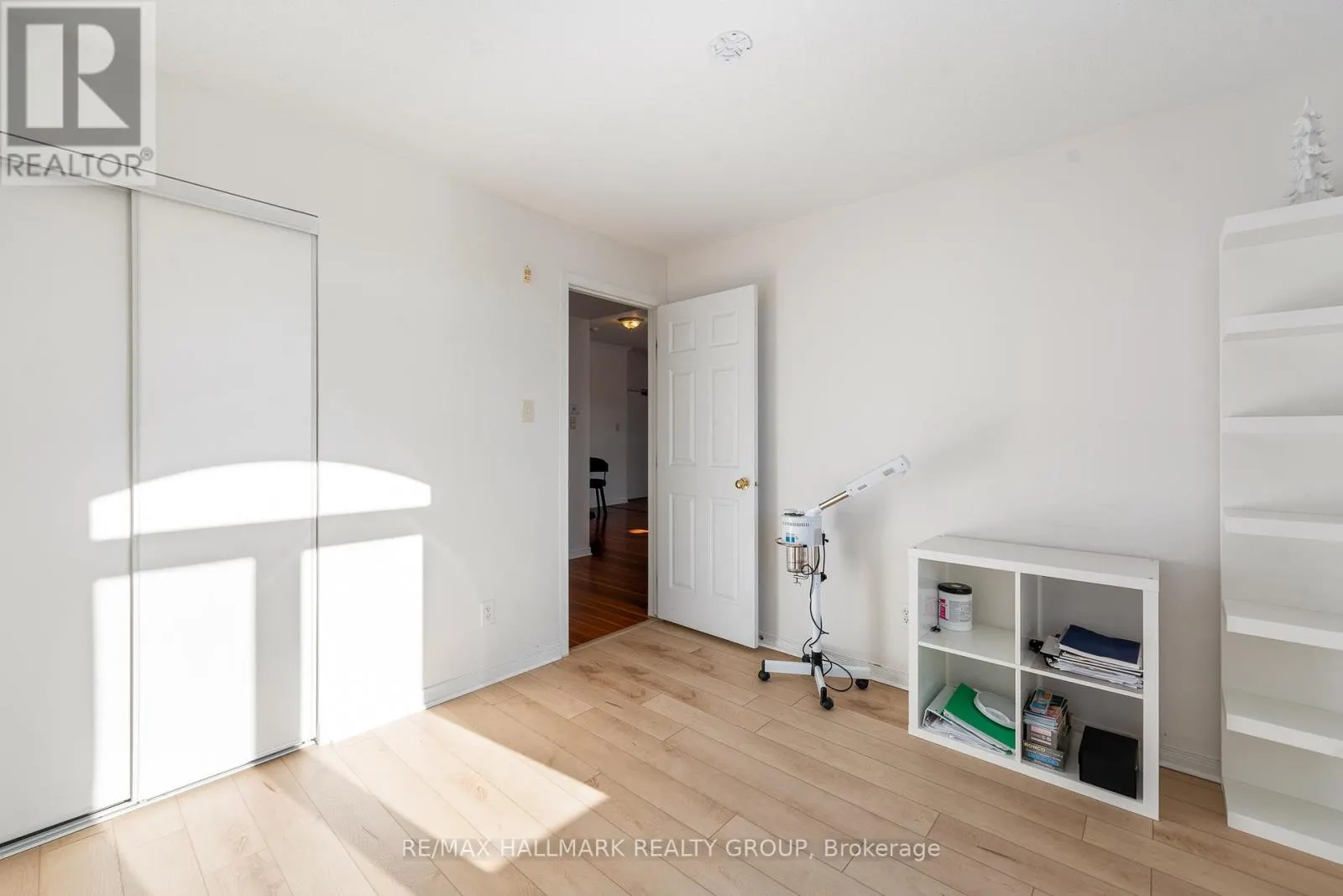 7 - 70 BRIARGATE PRIVATE
