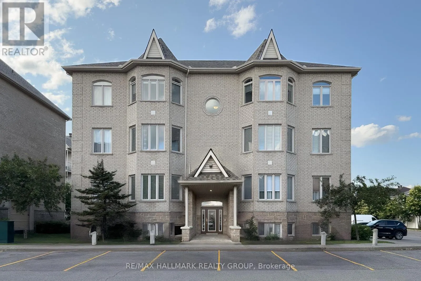 7 - 70 BRIARGATE PRIVATE