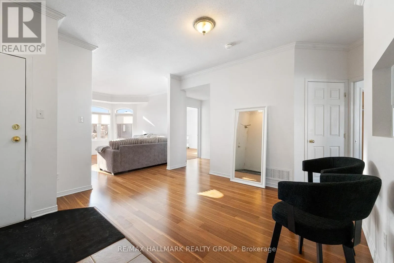 7 - 70 BRIARGATE PRIVATE
