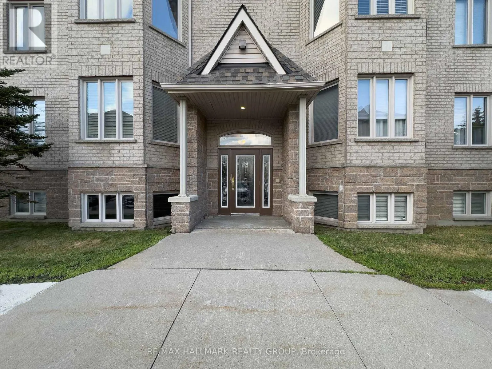 7 - 70 BRIARGATE PRIVATE