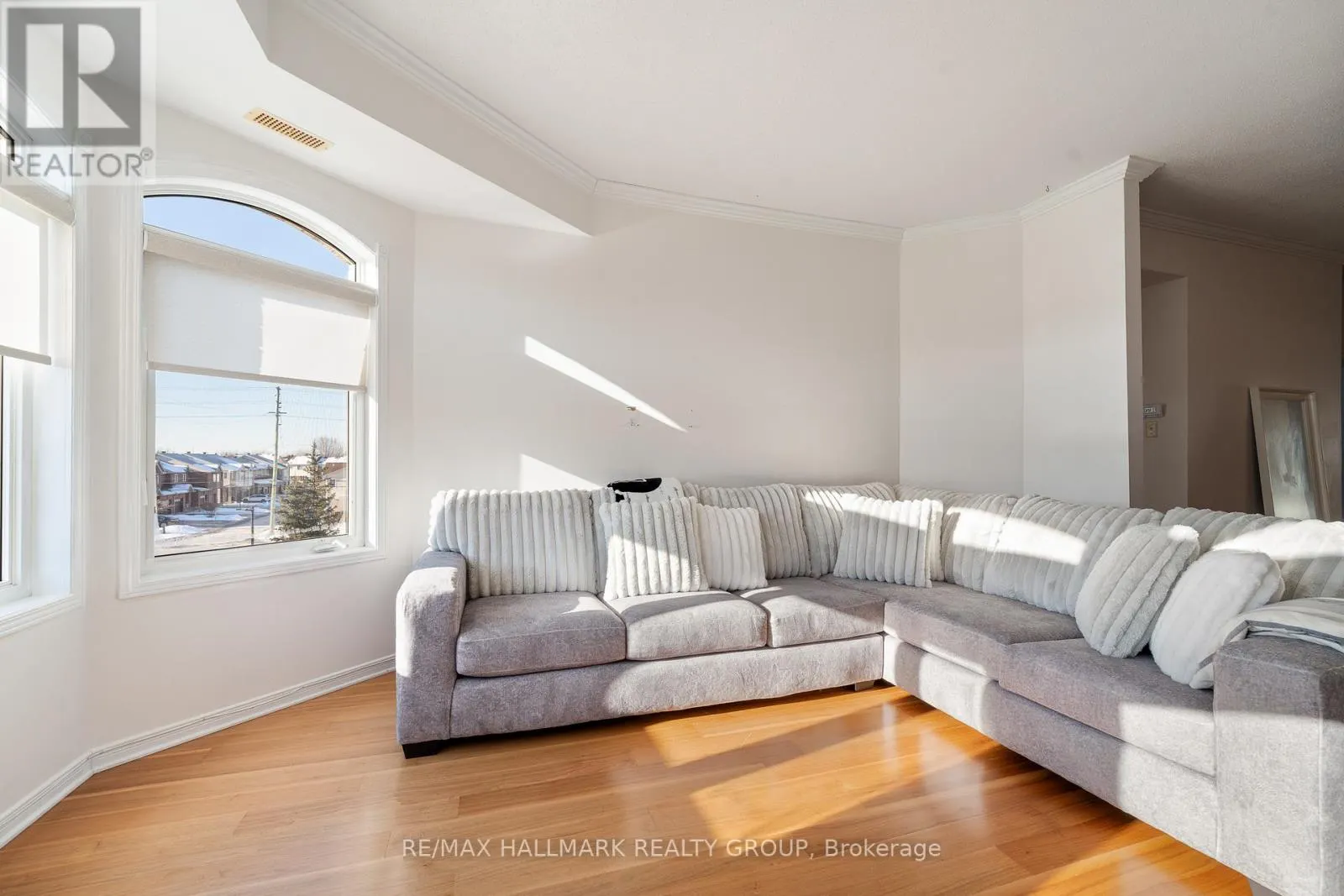 7 - 70 BRIARGATE PRIVATE