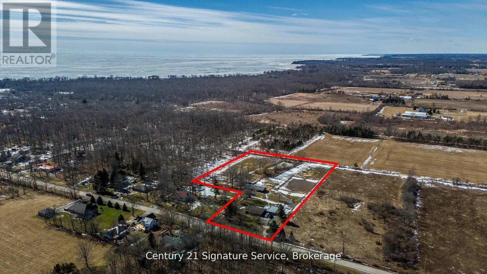 752 EMPIRE ROAD