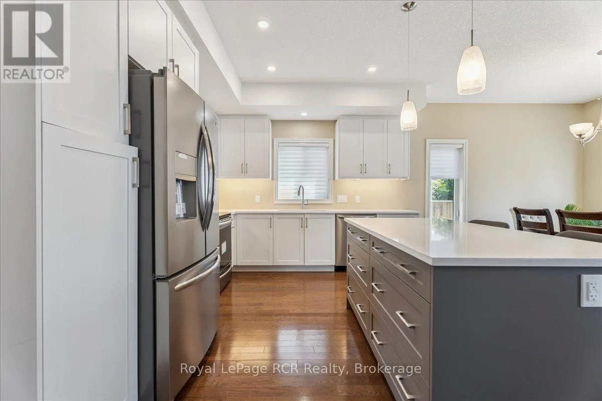 1302 14TH AVENUE E