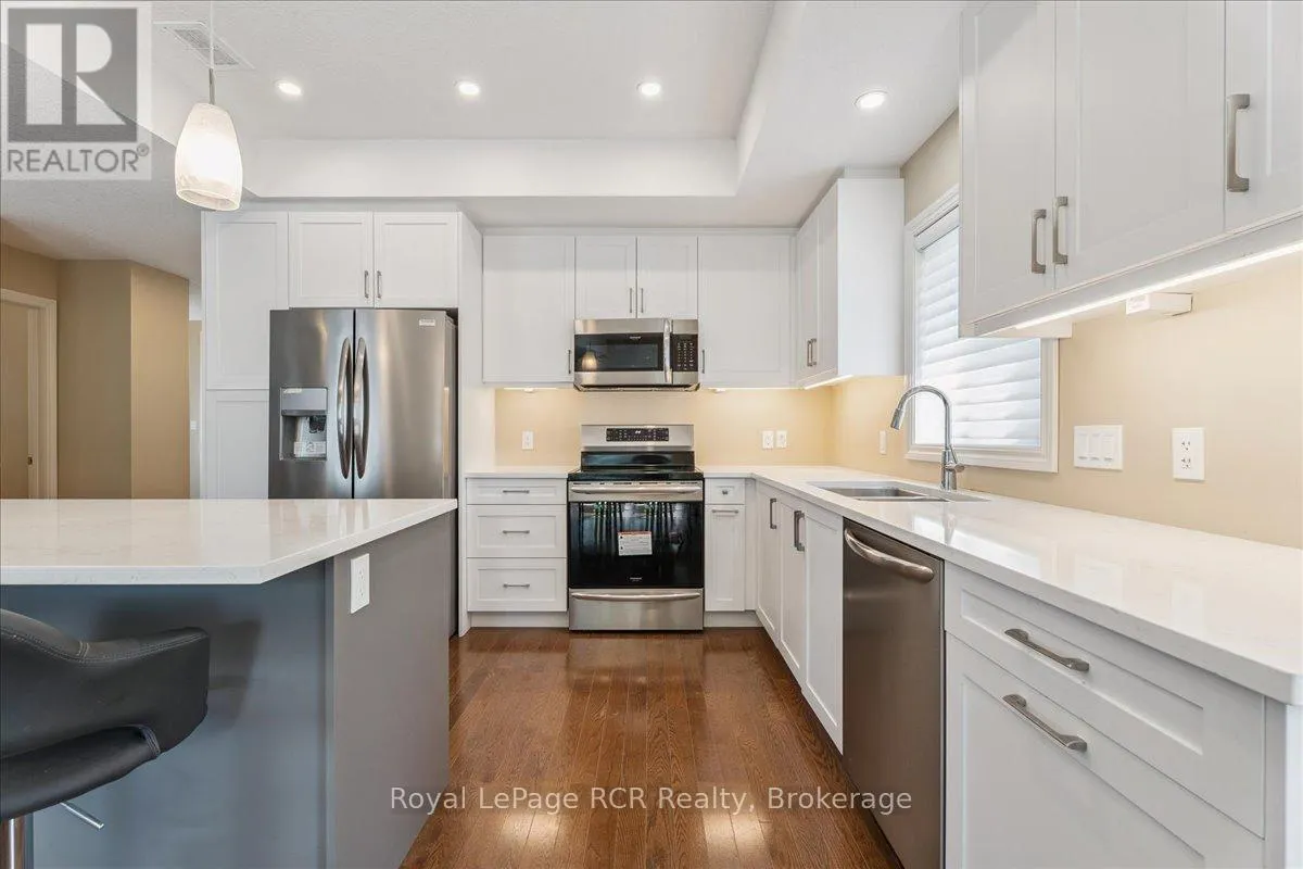 1302 14TH AVENUE E