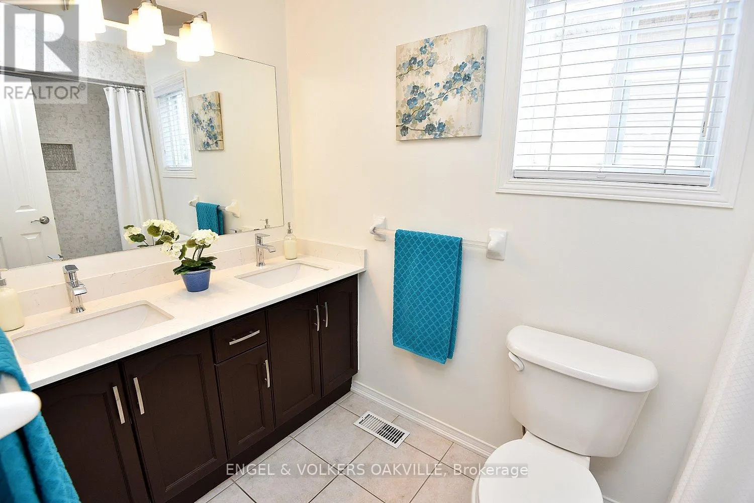 28 WATERWHEEL CRESCENT